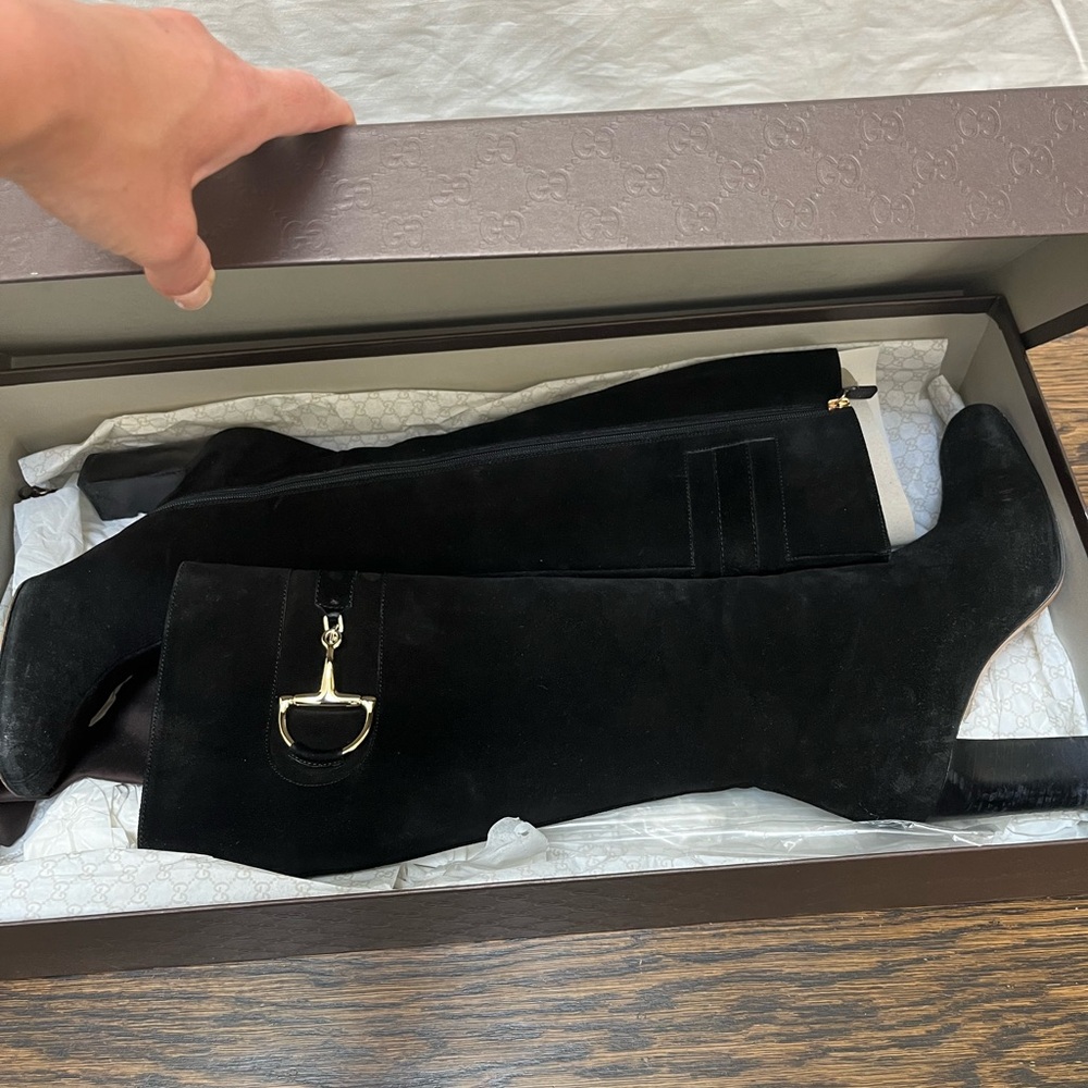 Gucci Black Suede Knee High Boots size 38